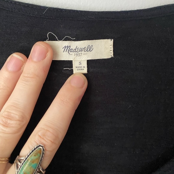 Anthem Scoop Tee - Picture 3 of 5